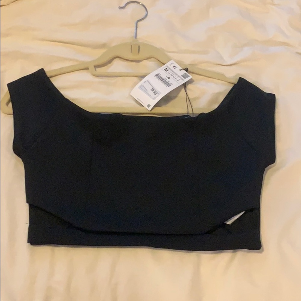 Black crop top from Zara